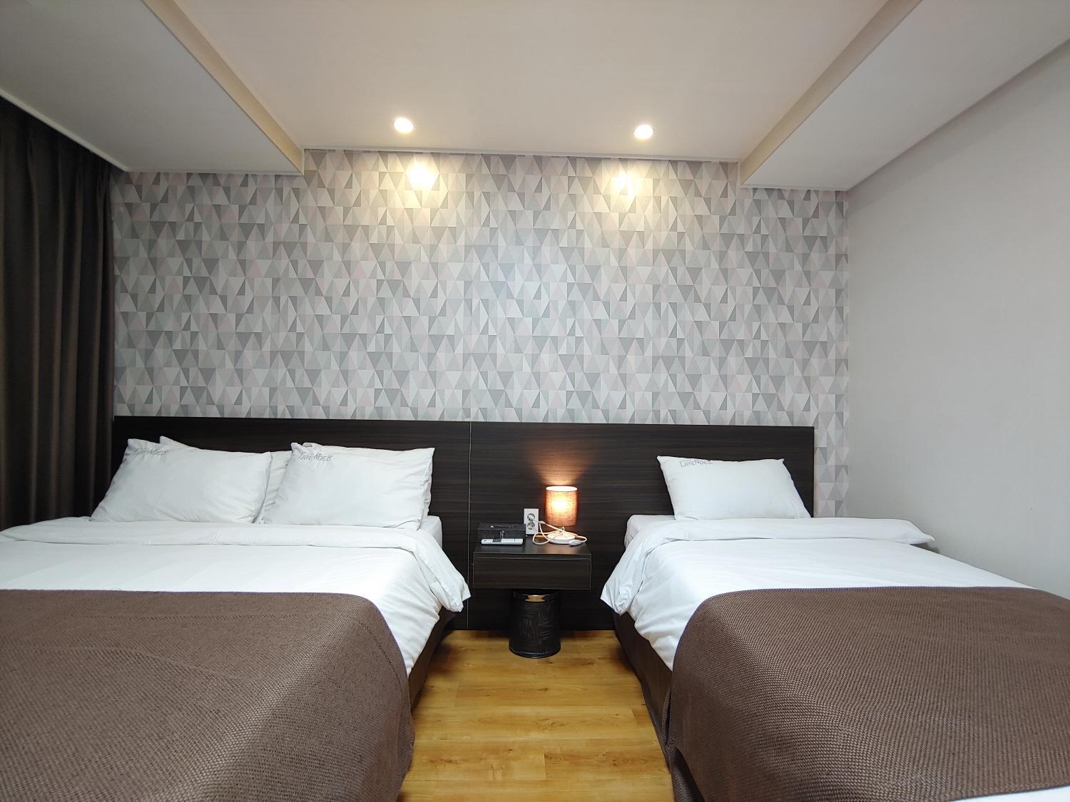 Jeju Lavender Hotel Согвипхо Экстерьер фото